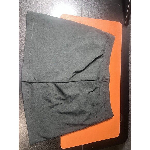 Champion TEEN Skort Size 14 Gray Hiking Outdoors Camping Athletic Running - Picture 4 of 7